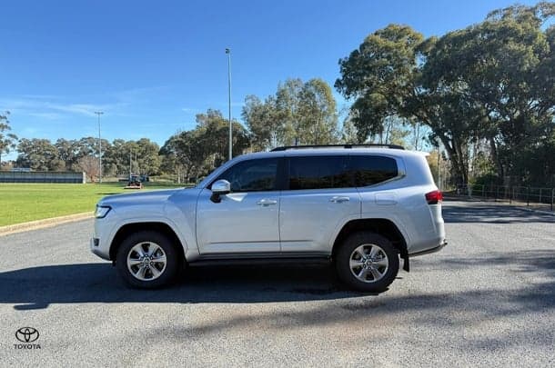 2023 Toyota Landcruiser VX in Silver