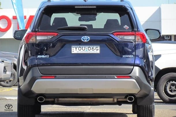 2024 Toyota RAV4 GXL in Blue