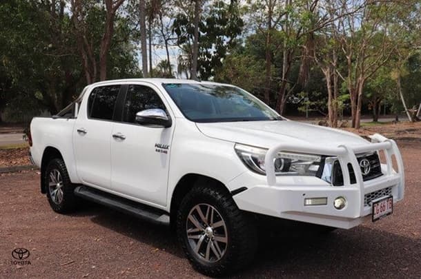 2018 Toyota Hilux SR5 in White