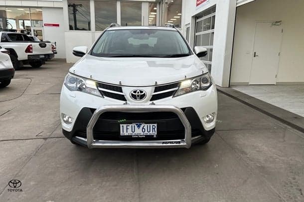 2015 Toyota RAV4 Cruiser-AWD in White
