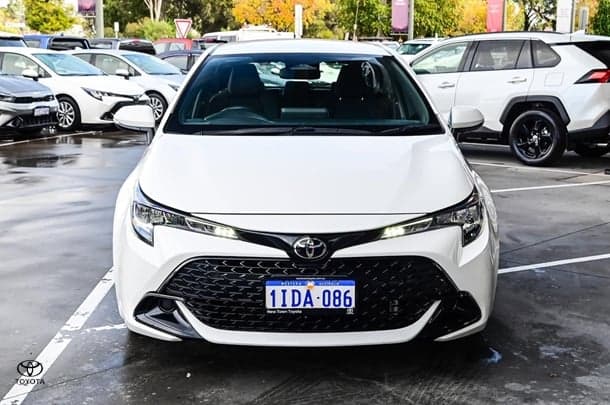 2024 Toyota Corolla Ascent Sport in White