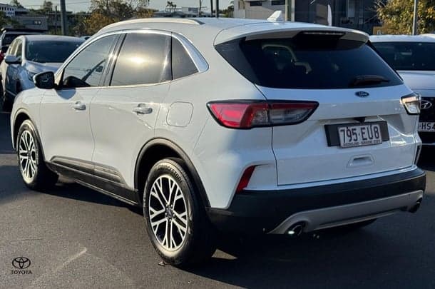 2021 Ford Escape Base in White