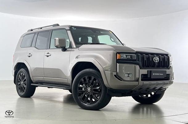 2024 Toyota Landcruiser Prado Kakadu in Bronze