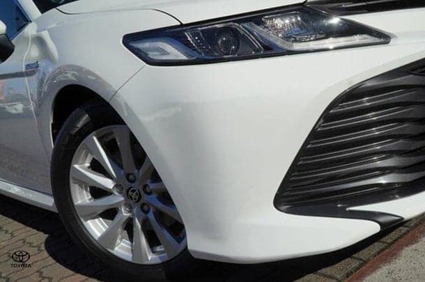 2020 Toyota Camry Ascent in White
