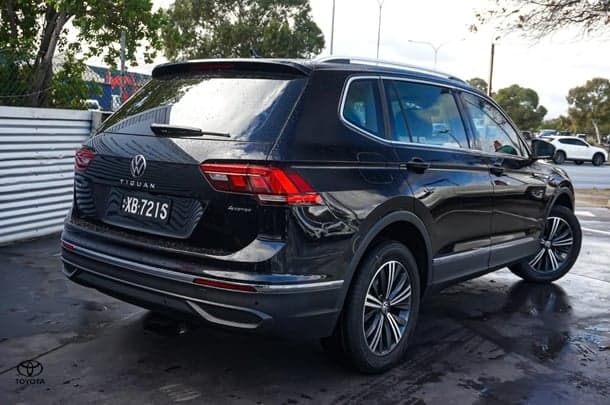2022 Volkswagen Tiguan 132TSI Life Allspace in Black