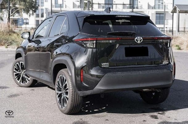 2025 Toyota Yaris Cross Urban in Black