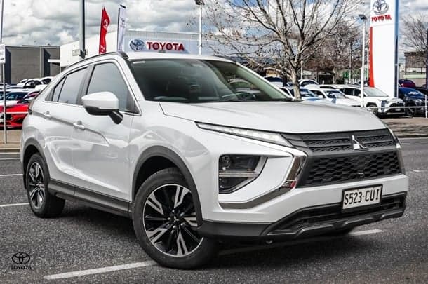 2023 Mitsubishi Eclipse Cross LS in White