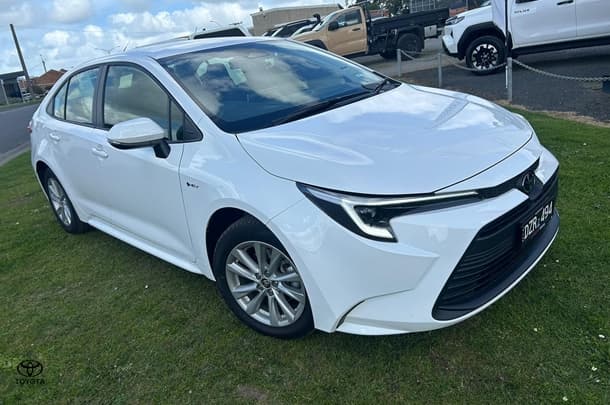 2026 Toyota Corolla Ascent Sport Hybrid in White