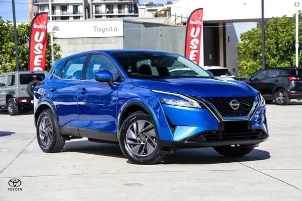 2024 Nissan QASHQAI ST in Blue