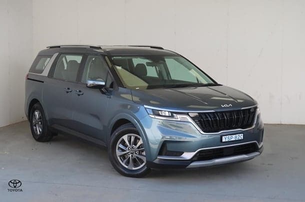 2023 Kia Carnival S in Blue
