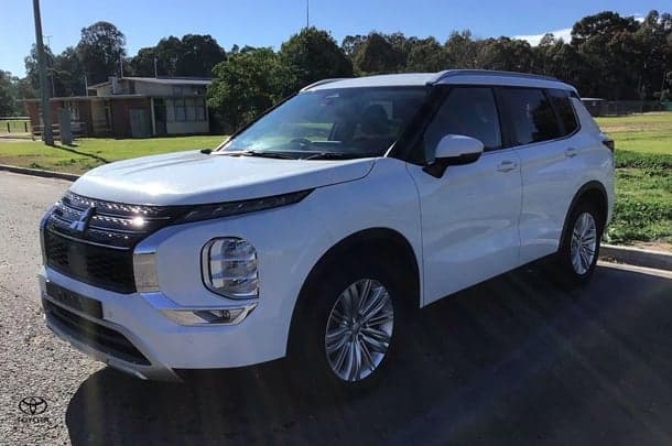 2024 Mitsubishi Outlander LS in Other