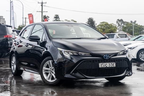 2022 Toyota Corolla Ascent Sport Hybrid in Black