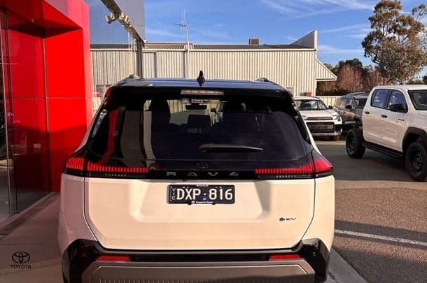 2026 Toyota RAV4 XSE in White