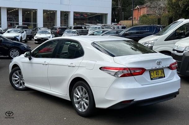2019 Toyota Camry Ascent in White