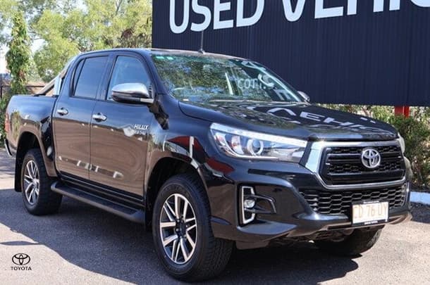 2019 Toyota Hilux SR5 in Black