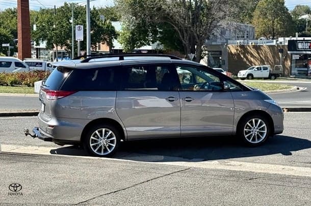 2014 Toyota Tarago GLX in Silver