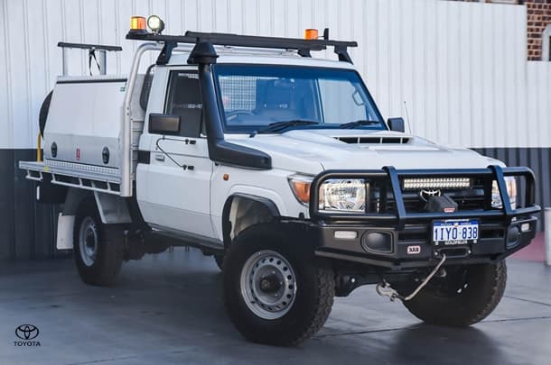 2019 Toyota Landcruiser Workmate in White