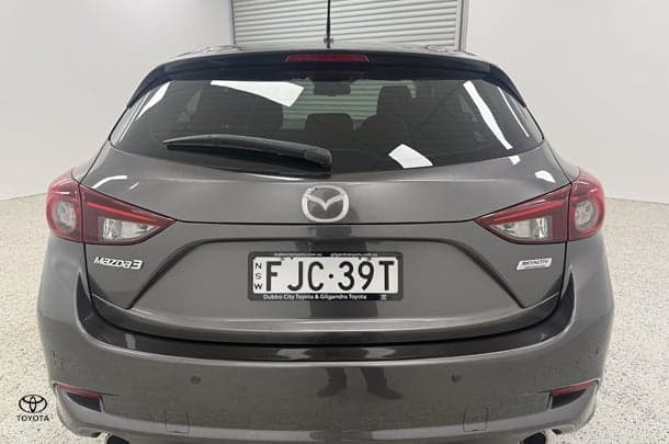 2018 Mazda 3 Maxx Sport in Grey
