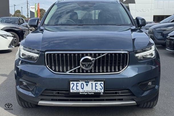 2021 Volvo XC40 T4 Inscription in Blue