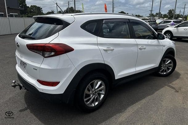 2018 Hyundai Tucson Active in White