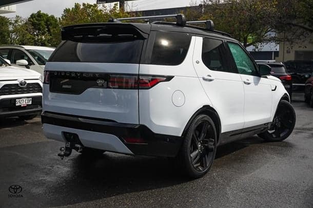 2021 Land Rover Discovery D300 R-Dynamic HSE in White