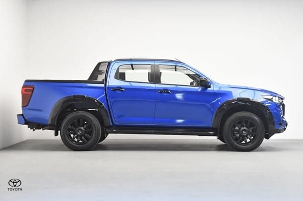 2025 Mazda BT-50 SP in Blue