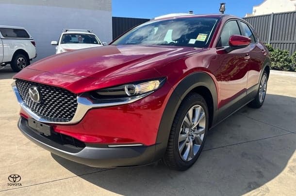 2025 Mazda CX-30 G20 Evolve in Red