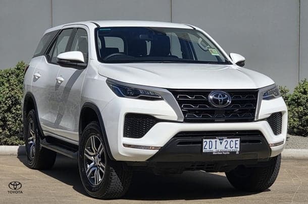 2025 Toyota Fortuner GX in White