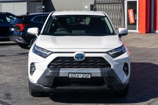 2022 Toyota RAV4 GX in Silver