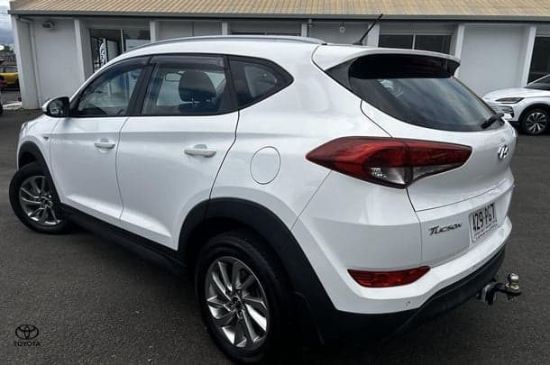 2018 Hyundai Tucson Active in White