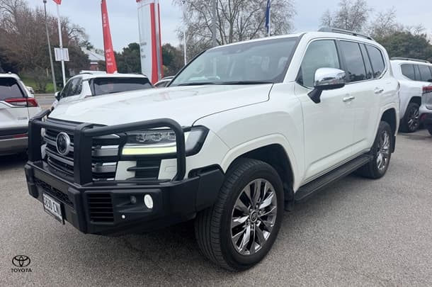 2022 Toyota Landcruiser Sahara ZX in White