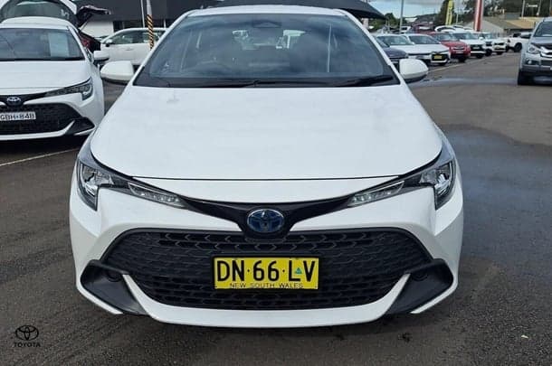 2025 Toyota Corolla Ascent Sport in White