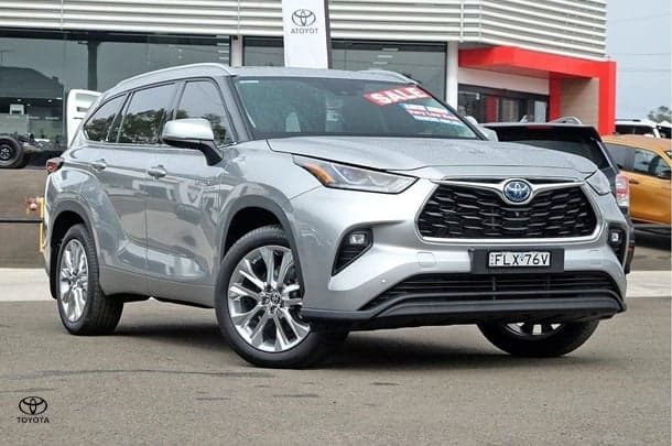 2024 Toyota Kluger AWD GRANDE in Silver