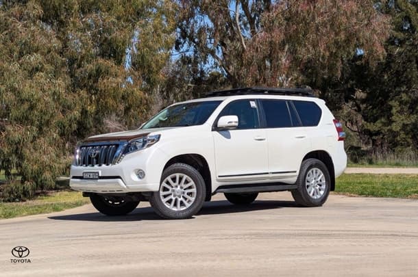 2017 Toyota Landcruiser Prado Altitude in White