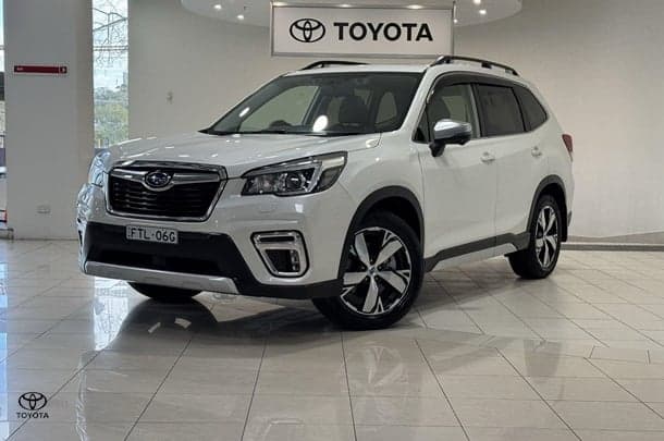 2019 Subaru Forester 2.5i-S in White