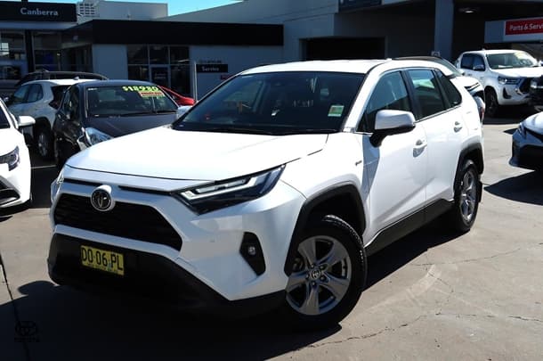 2025 Toyota RAV4 GX in White