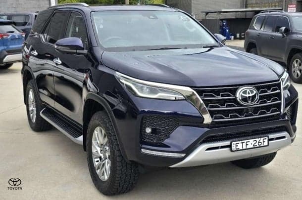 2022 Toyota Fortuner Crusade in Blue