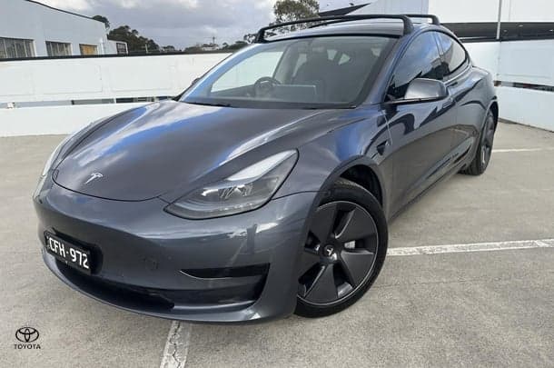 2022 Tesla Model 3 Rear-Wheel Drive in Grey