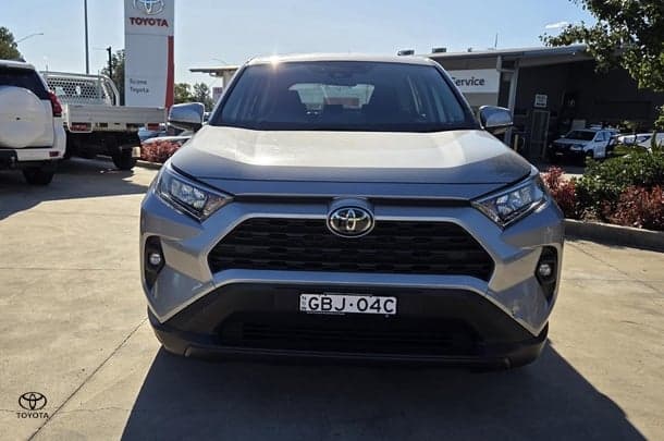 2022 Toyota RAV4 GX in Silver