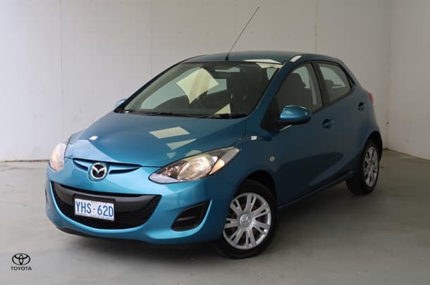 2011 Mazda 2 Neo in Blue