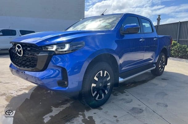 2025 Mazda BT-50 GT in Blue