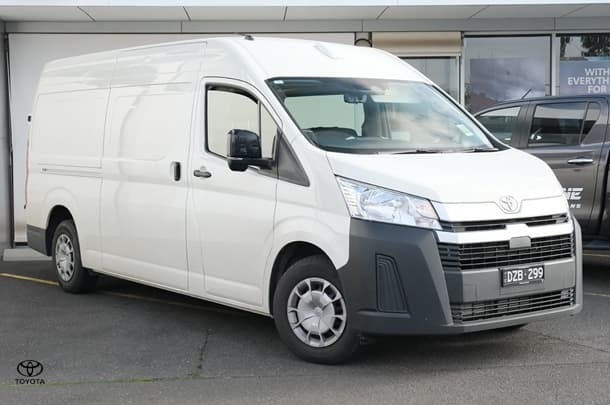 2025 Toyota Hiace Base in White