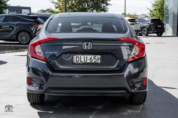 2017 Honda Civic VTi-S in Blue