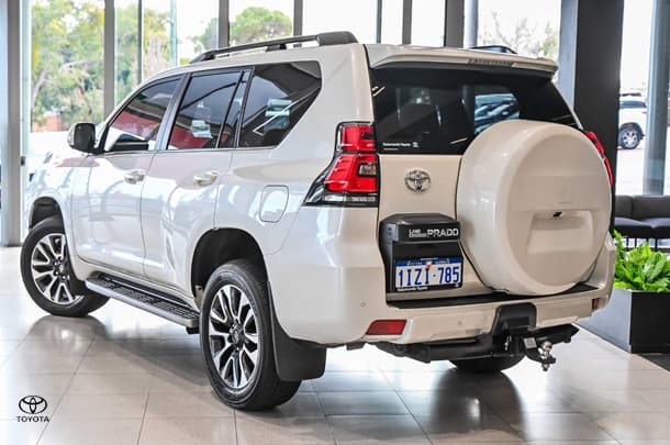 2022 Toyota Landcruiser Prado VX in White