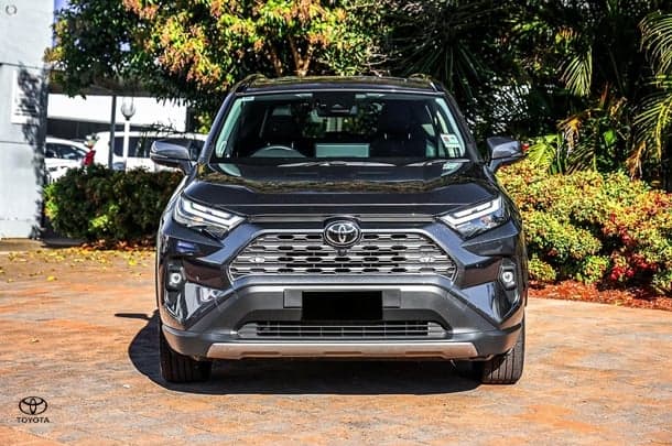 2025 Toyota RAV4 Cruiser 2WD in Silver