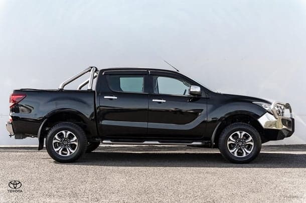 2018 Mazda BT-50 GT in Black