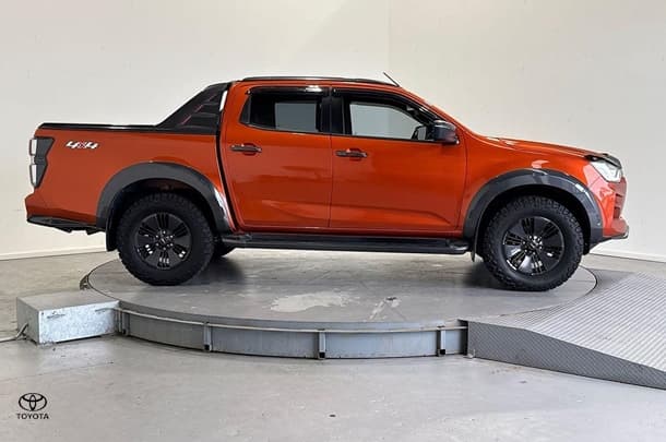 2020 Isuzu D-MAX X-TERRAIN in Other