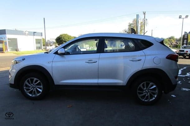 2017 Hyundai Tucson Active in Silver