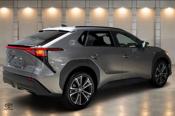 2025 Toyota bZ4X Base in Bronze