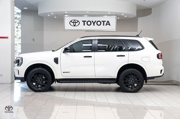2024 Ford Everest Sport in White